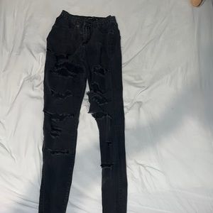 Fashion nova distressed jeans!